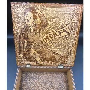 RARE 1920's Tramp Art Pyrography Charlie Chaplin Box CCAS Great Condition HDKFS